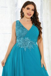 Plus Size Elegance: Lace Rhinestones Applique Bridesmaid Large Evening Dress