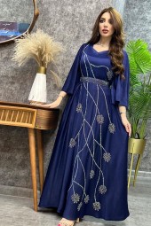 Turkish Diamond Lace-Up Abaya: Elegant Moroccan Kaftan Ensemble