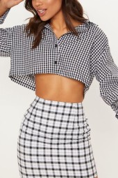 Chic Black & White Plaid Long Sleeve Lapel Crop Top