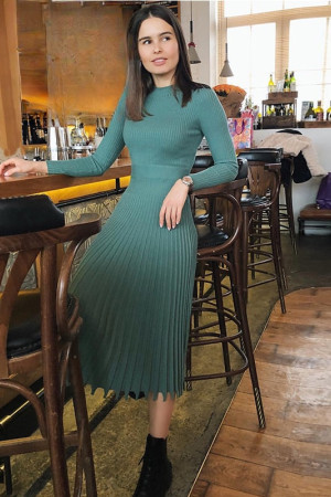 Knit Pleated Tassel Long Sleeve Bodycon Midi Dress
