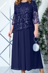 Floral Elegance: Plus Size Embroidered Wedding Guest Dress